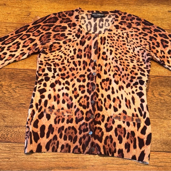 Dolce & Gabbana Cashmere Leopard cardigan